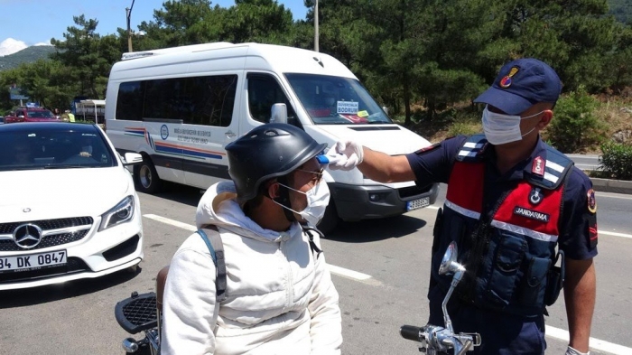 tatilcilerin bodrum a akın etmesi