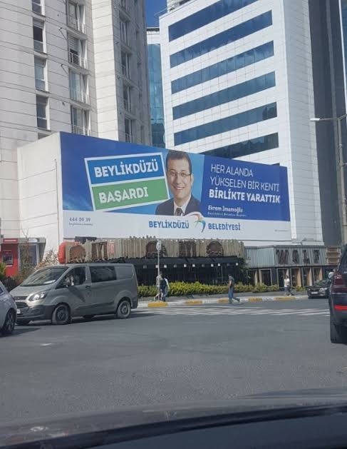 ekrem imamoğlu nun skandal afişi