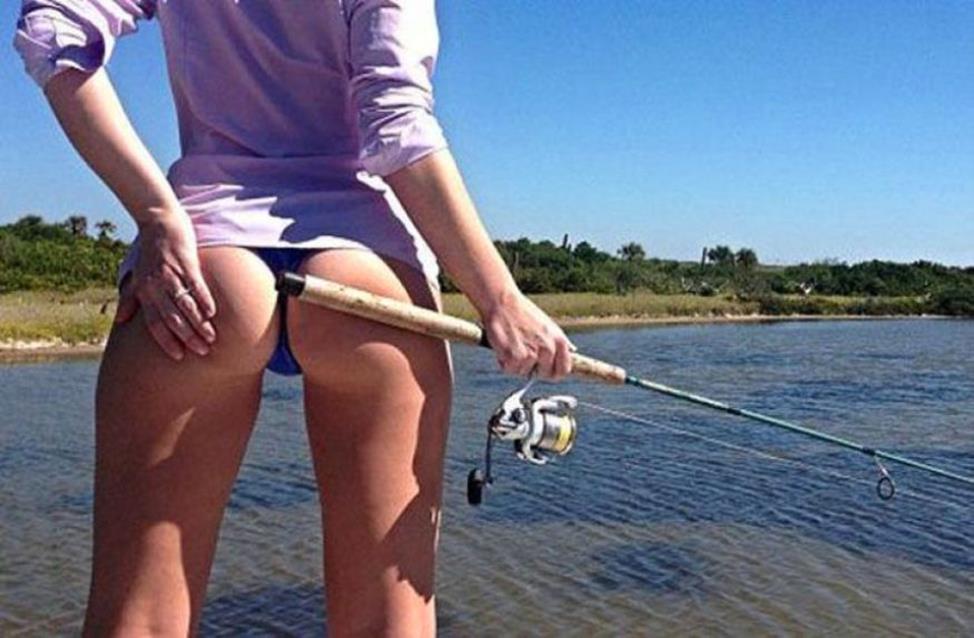 Секси фото голых девушек на рыбалке
