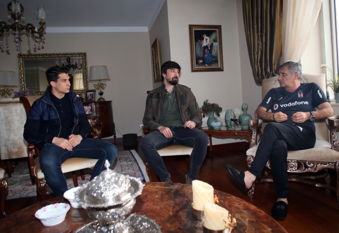 bjk nin şenol güneş in evini fotoşoplaması