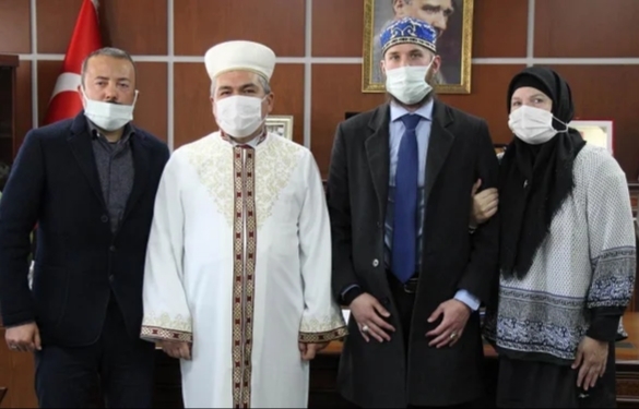 kapadokya da müslüman olan abd li anne ile oğlu