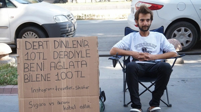 10 liraya dert dinleyen otostopçu genç
