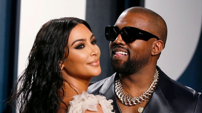 kanye west in kendini musa peygamber ilan etmesi