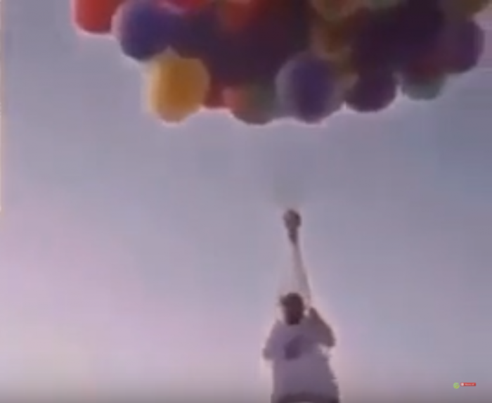 uçan balonla doğum günü kutlamak