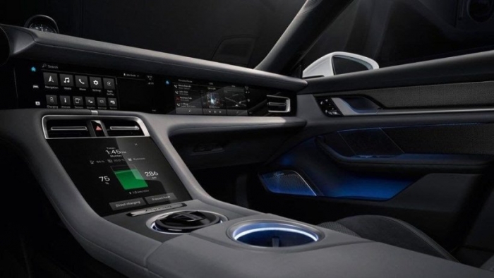 porsche un türkçe isimli elektrikli aracı