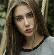 şeyma subaşı ile avril lavigne benzerliği