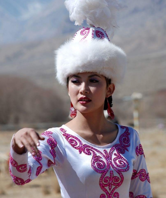 türk kızlarının dillere destan güzelliği