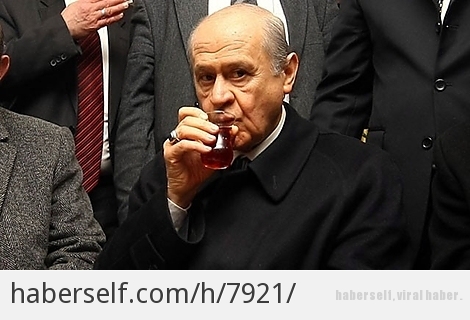 Devlet Bahçeli'nin Çay Keyfiyle İlgili Yapılmış Birbirinden Eğlenceli 20 Caps