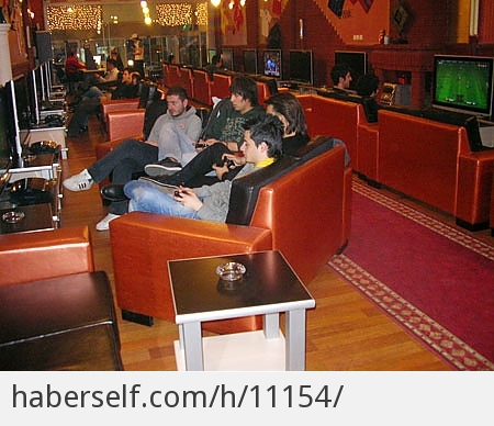Playstation Kafelerde Sürekli Yankılanan, Mağlupların Vazgeçemediği 15 Bahane