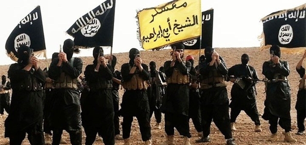 Türkiye Önce IŞİD'i Sonra PYD'yi Bitirecek