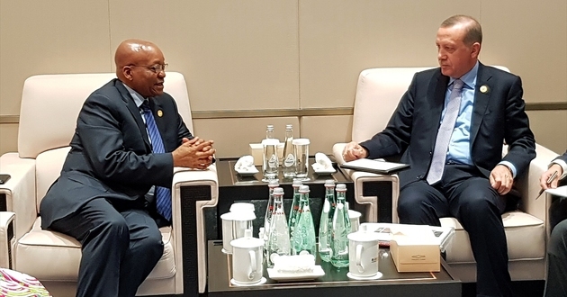 Erdoğan Güney Afrika Cumhurbaşkanı'yla Bir Araya Geldi