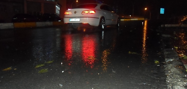 Diyarbakır’da sağanak yağış!