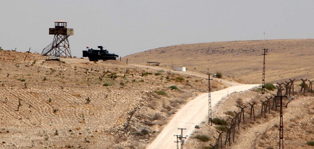 WSJ: "ABD Cerablus'un 14 Saatte Temizlenmesine Şaşırdı"