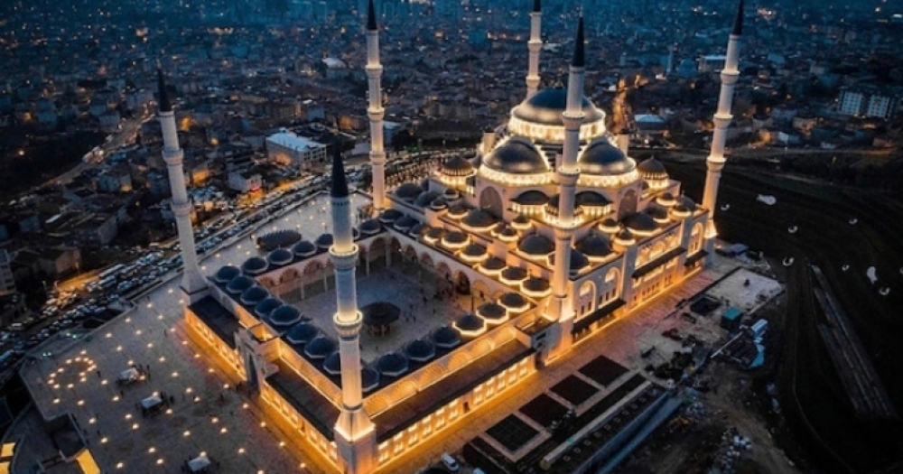İstanbul'un Yeni Gözdesi Büyük Çamlıca Camii'nden Nefes Kesen Manzaralar