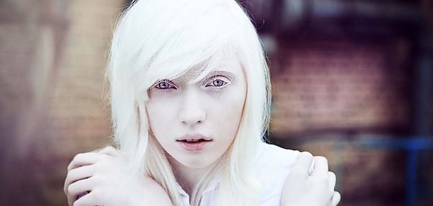 Güzelliğe Farklı Bir Tanım: Albino Manken Nastia Kumarova'nın Görende Hayranlık Uyandıracak 30 Fotoğrafı