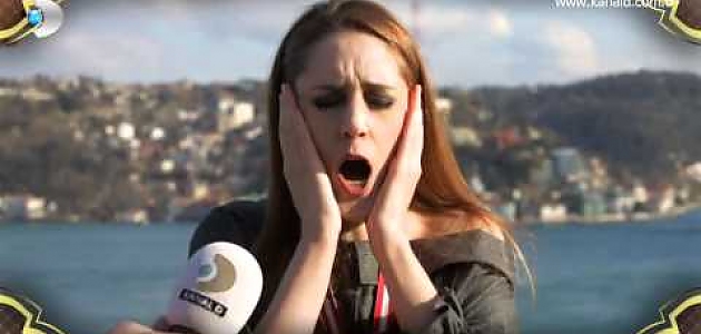Türk kızlarının Meşhur Tribini Anlatan 10 Gif Ve Cümle!