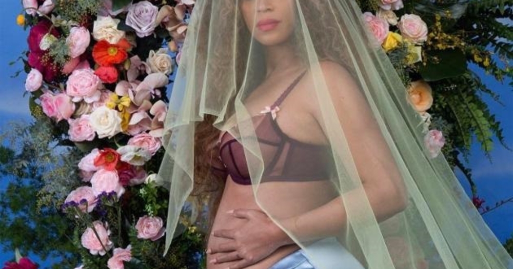 Günün Fotoğrafı: Beyonce'un Hamile Olduğunu İlan Etti