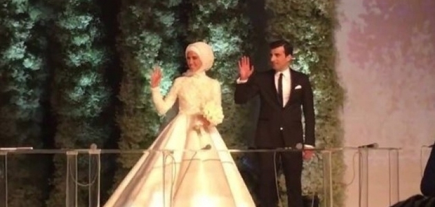Sümeyye Erdoğan, Selçuk Bayraktar'la Evlendi