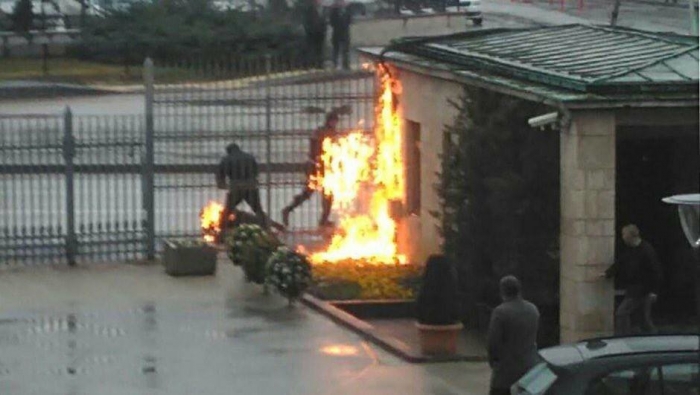 akp döneminde kendini yakan vatandaşlar