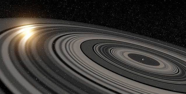 satürn den 200 kat geniş halkası bulunan gezegen