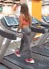 spor salonunda çalışarak kas yapmak / #1005501