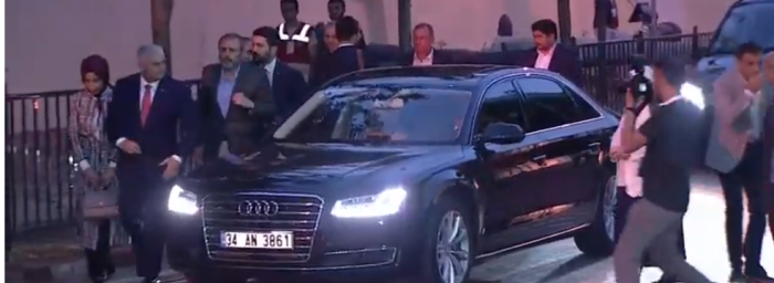 binali yıldırım ın devletin araçlarını kullanması