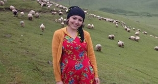 uluslararası turizm fuarında tanıtılan türk kadını