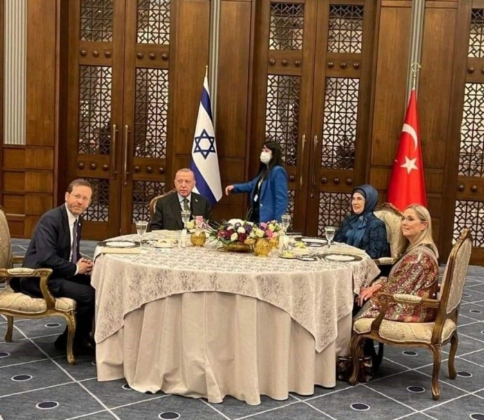 abd artık bizi yönetemediği için dolar yükseliyor