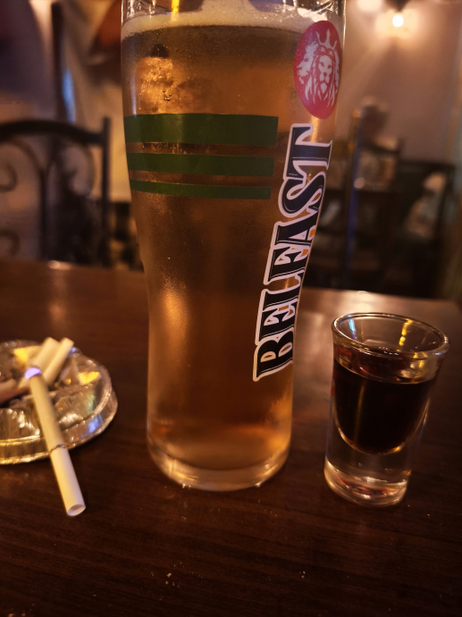 soğuk bir şey mi içsek