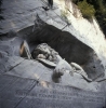 isviçre deki muazzam aslan heykeli