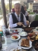 chp li metin uca nın salata yerken görüntülenmesi / #2059098