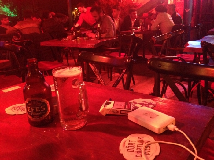 alkolik oldum un takıldığı mekan