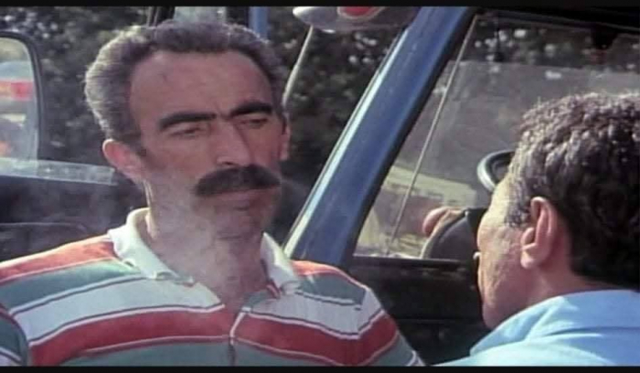 sarı mercedes filmindeki kamyon şoförü
