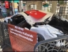 tank altında kalarak darbeye direnen araba / #1488647