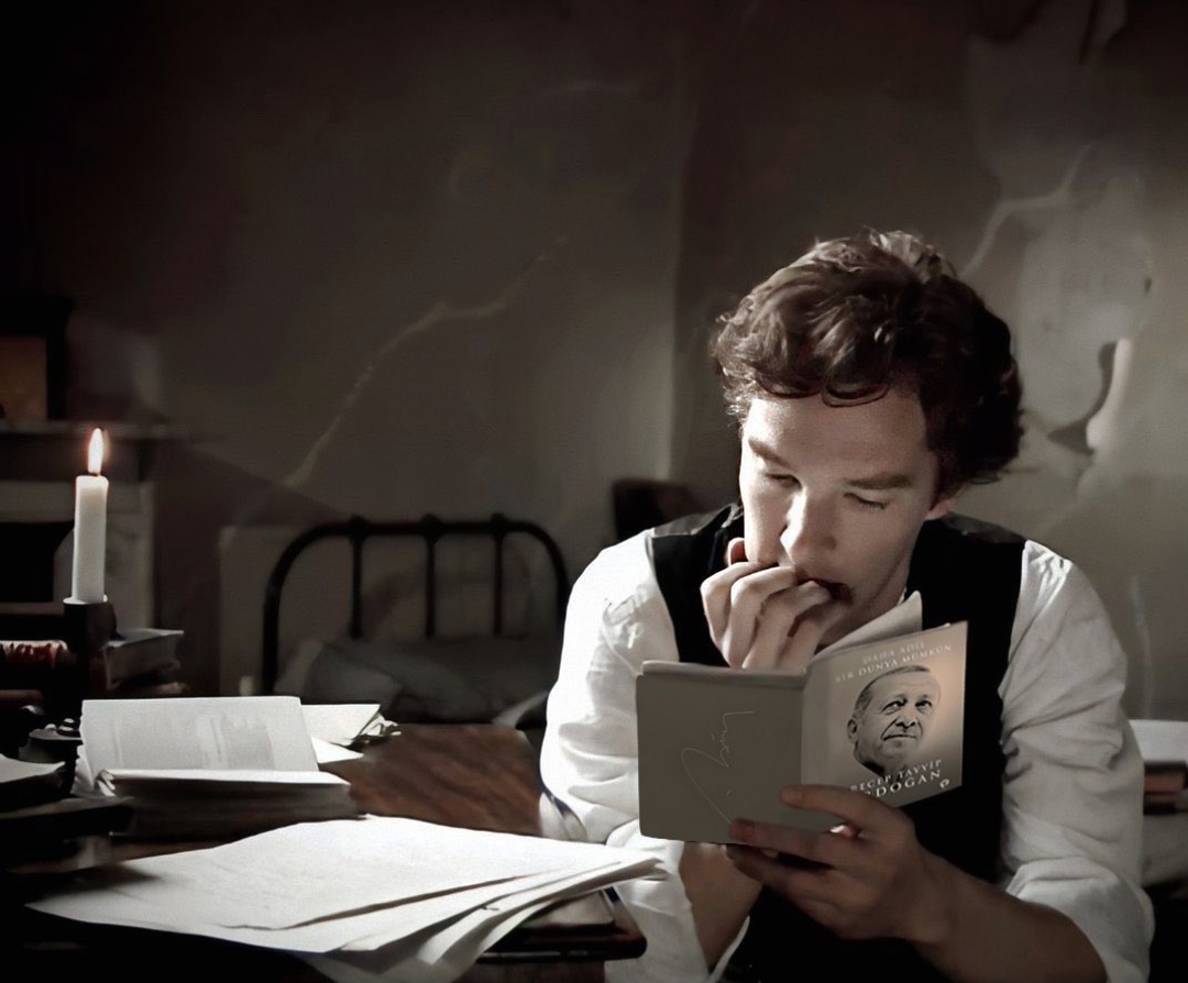 Мужик читает стих. Benedict Cumberbatch reading.