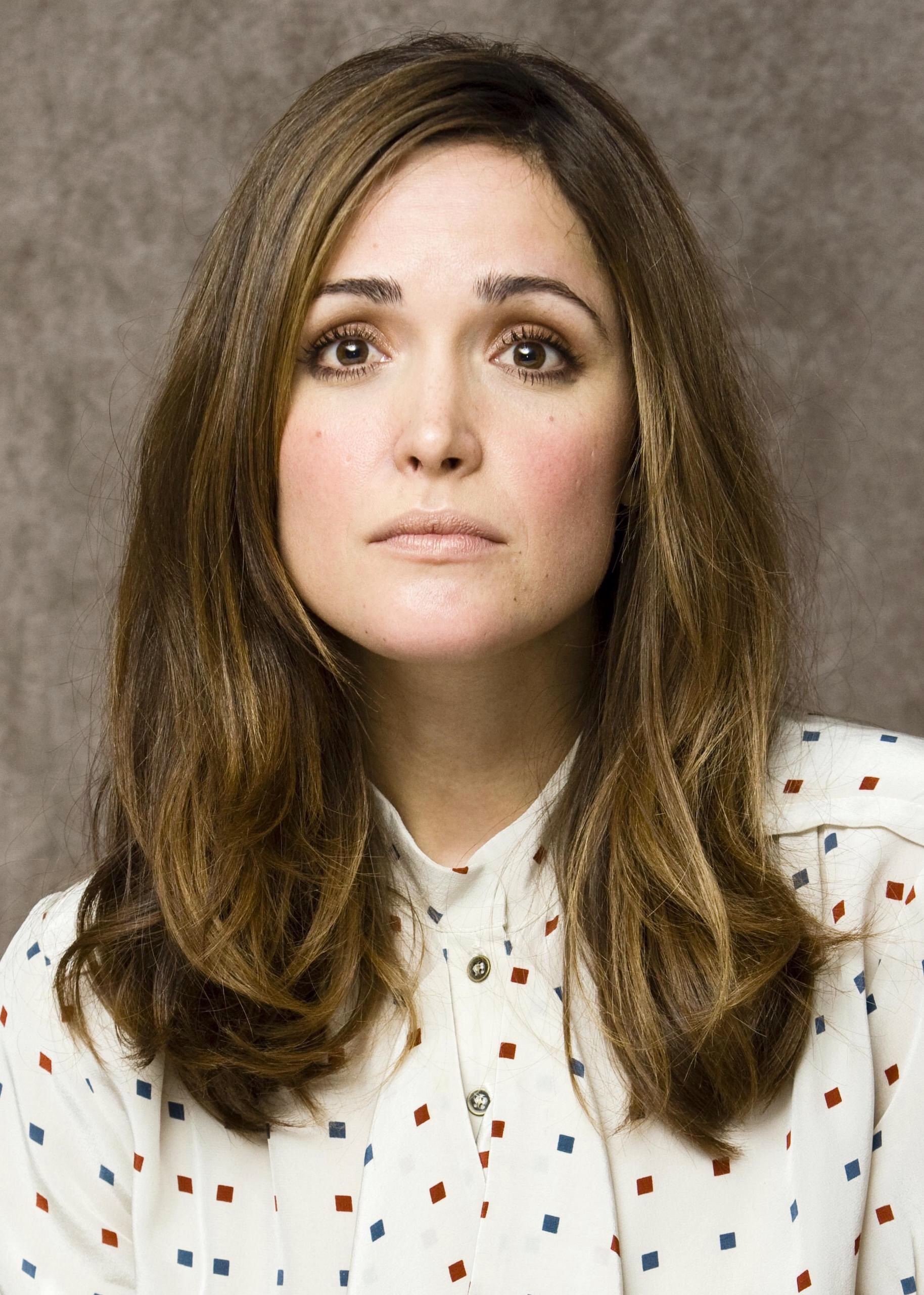 Next photo of Rose Byrne