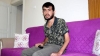 iş kazası yüzünden 5 yıldır dışarıya çıkmayan genç / #2180783