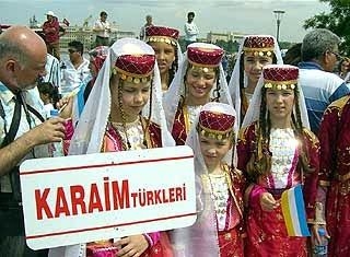 atatürk ve litvanya daki trakai kasabası