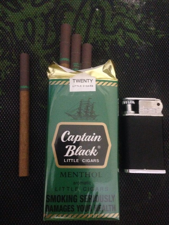 Коричневые сигареты с приятным запахом. Сигариллы Капитан Блэк шоколад. Сигареты Блэк Капитан Блэк. Сигариллы Капитан Блэк американские. Сигареты шоколад Капитан Капитан Блэк.