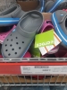 a101 de crocs terlik satılması / #1884766
