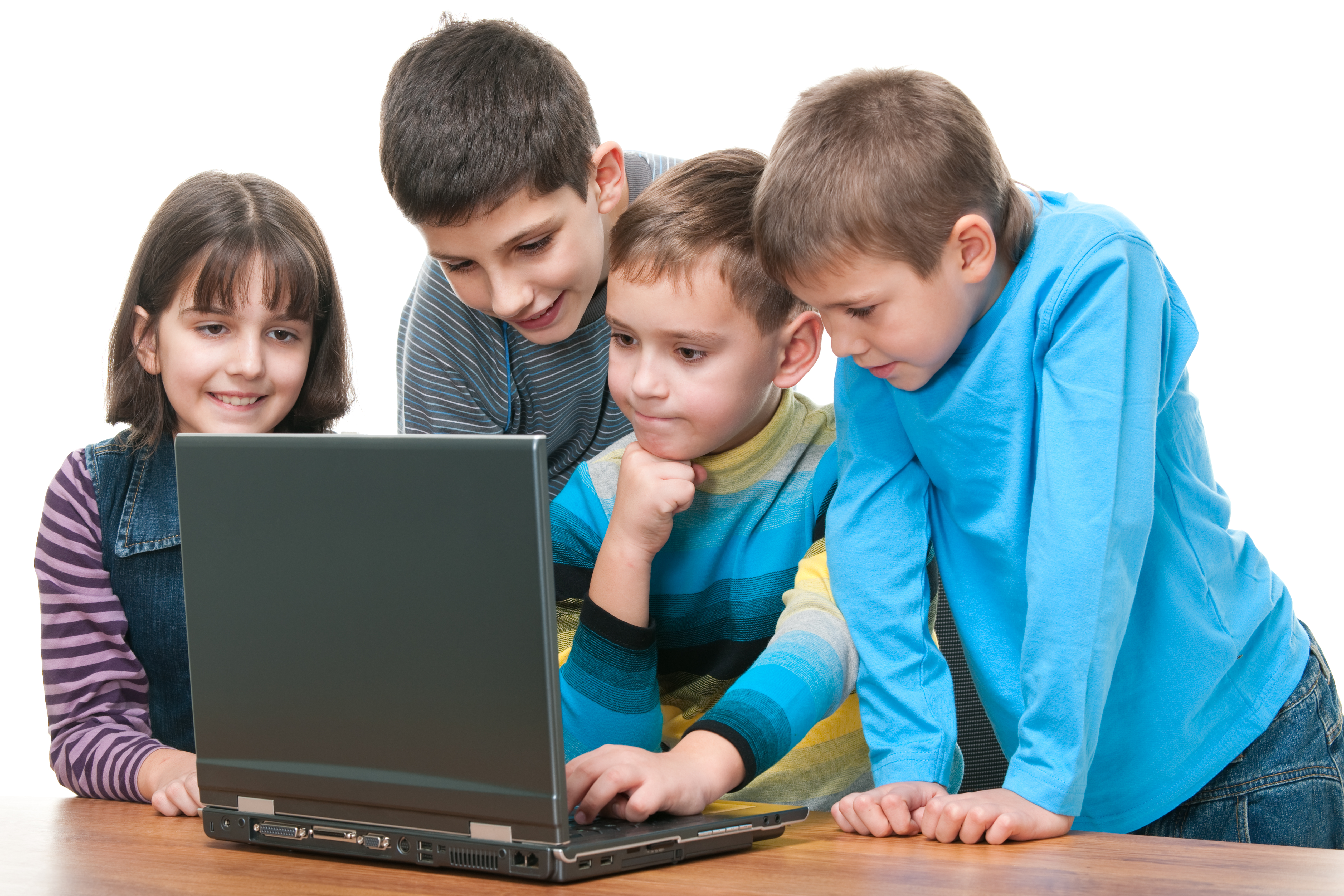 Включи уроки про. Компьютер для детей. Ребенок за компьютером. Компьютер для школьников. Подросток и компьютер.